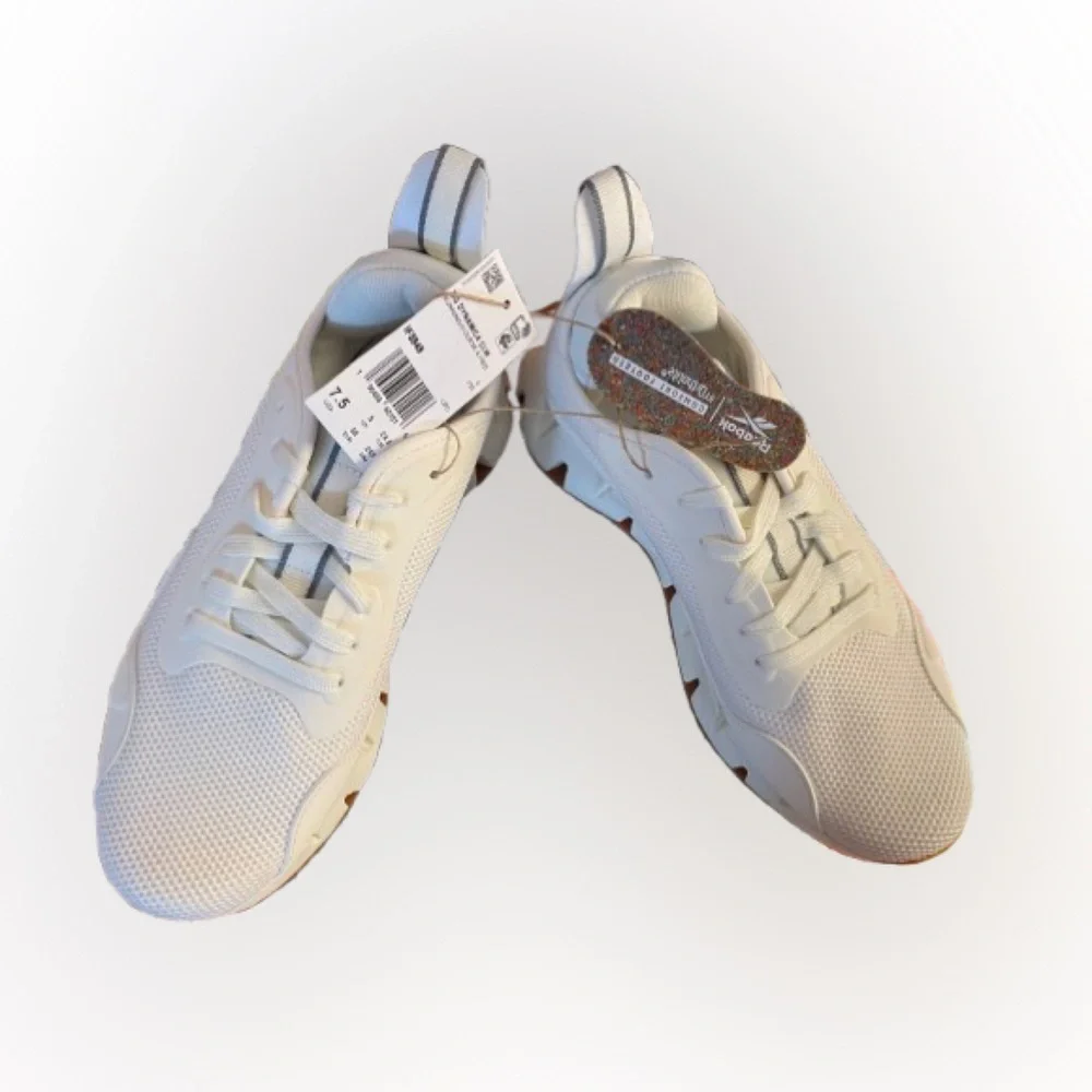 Reeboks, Zig, size 7.5, women's, dynamica runners, chalk grey, breathable mesh! - Picture 11 of 11